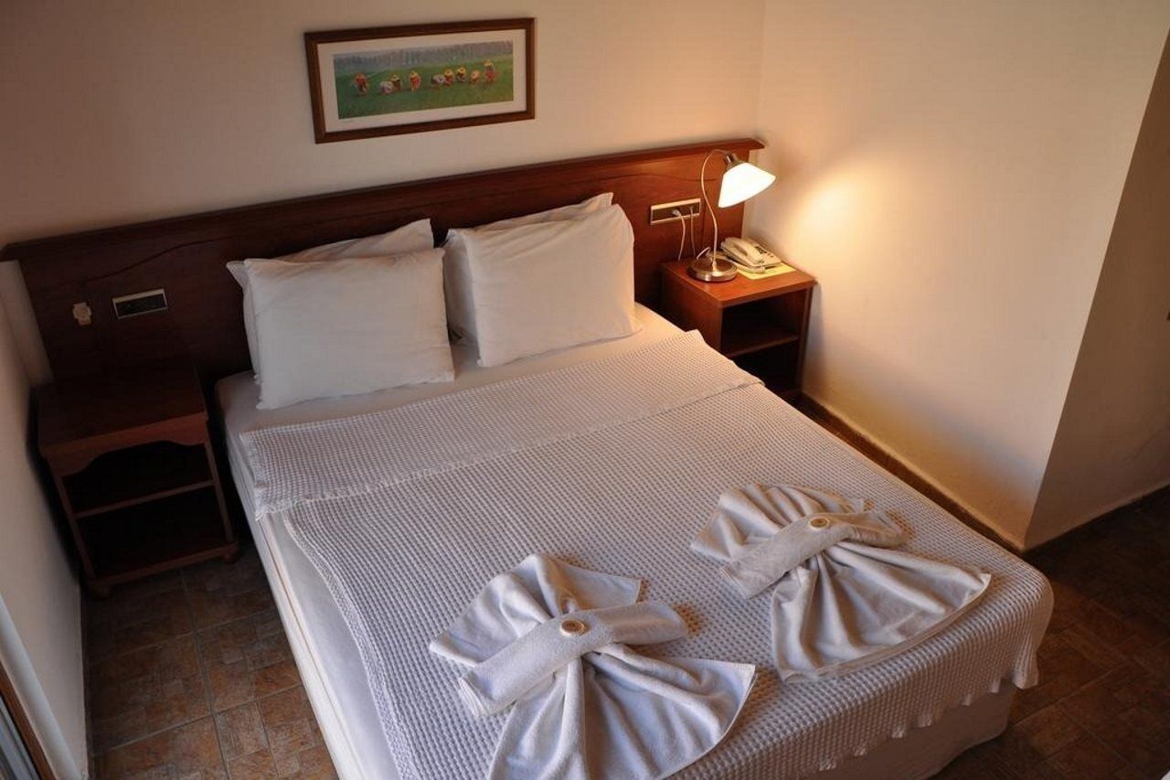 Longhouse Inn Hotel Dalyan Exterior photo