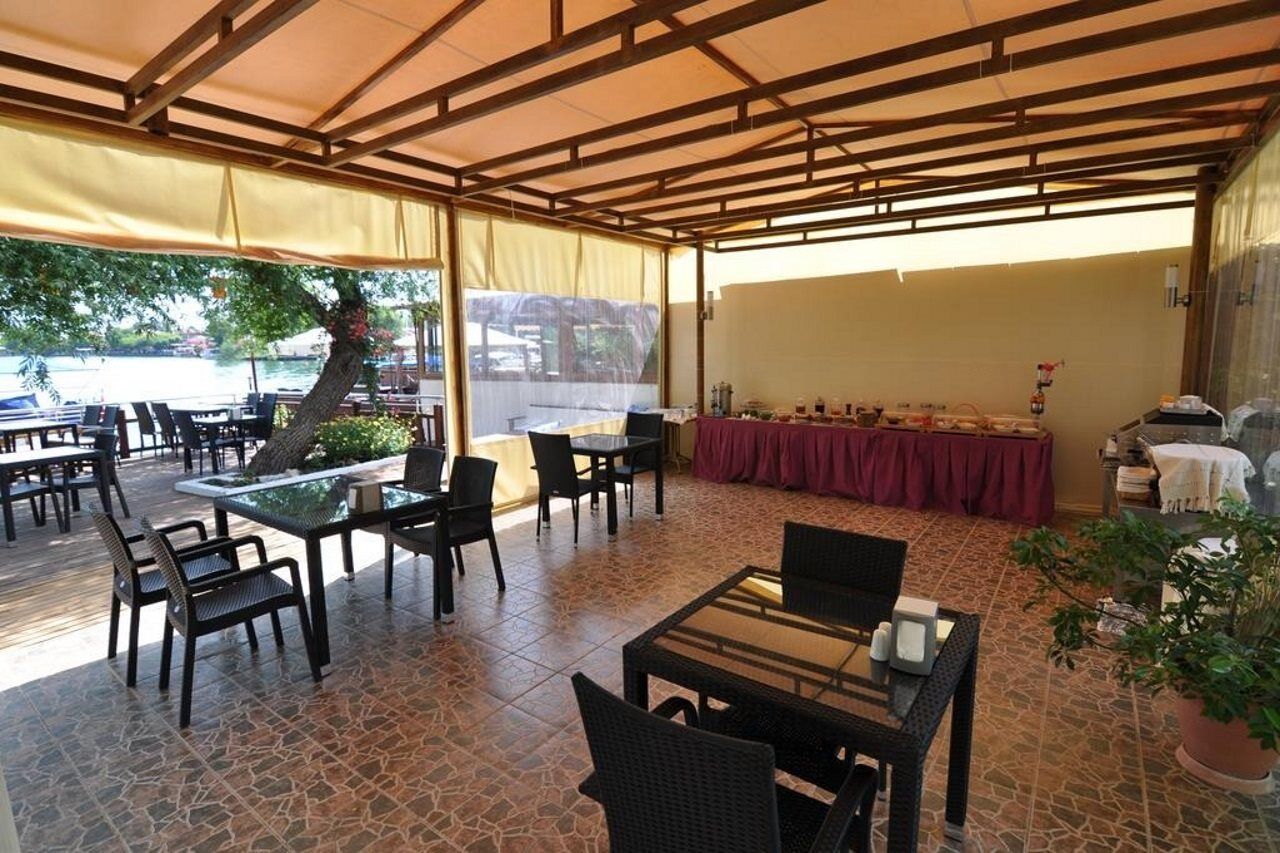 Longhouse Inn Hotel Dalyan Exterior photo