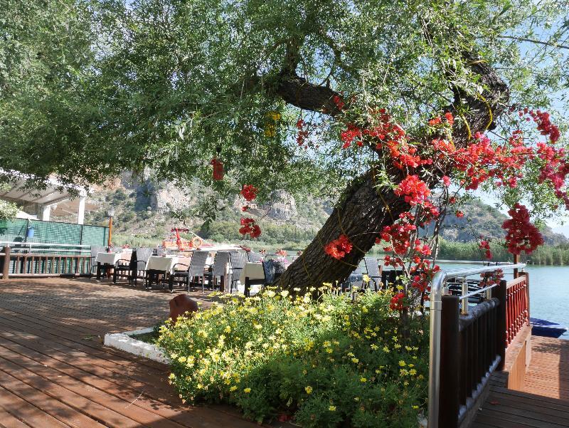 Longhouse Inn Hotel Dalyan Exterior photo